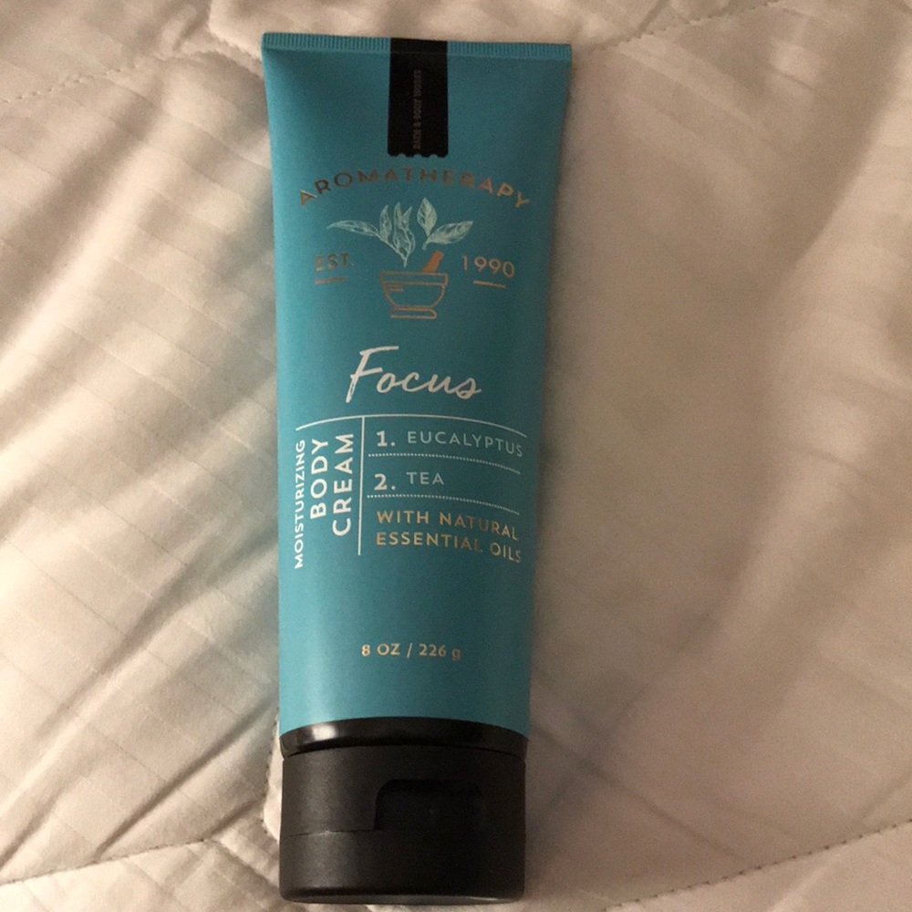 Bath and Body Works aromatherapy body cream
